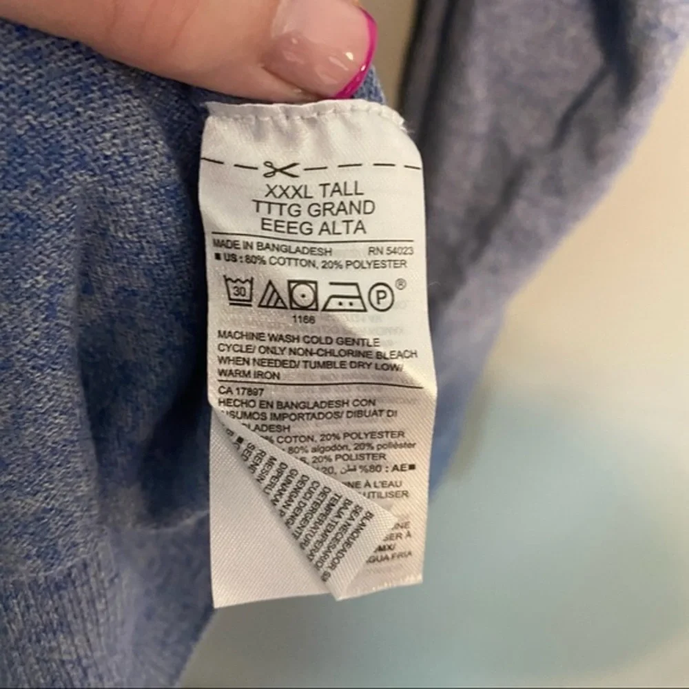 OLD NAVY Tall v-neck long sleeve sweater
